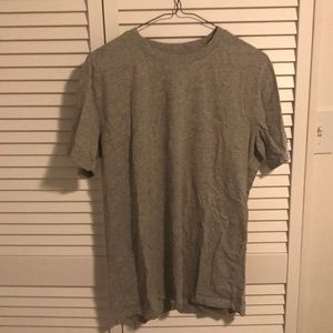 Grey tee